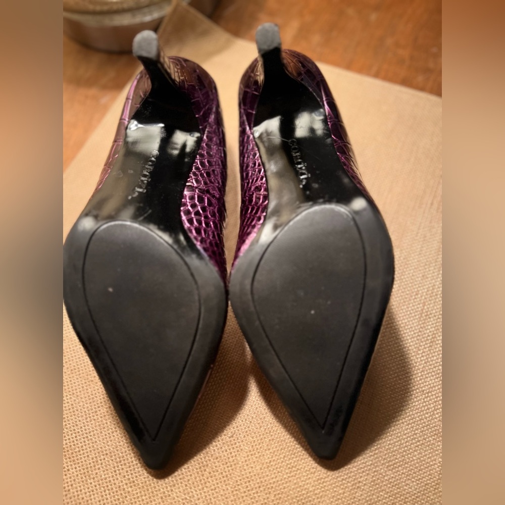Purple Pumps - Picture 3 of 4